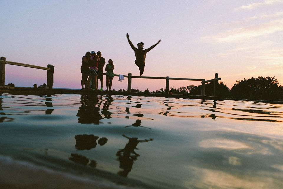 Les 3 avantages de la piscine hors sol